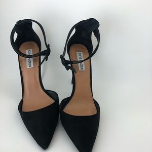 Steve madden black ankle strap heels size 10